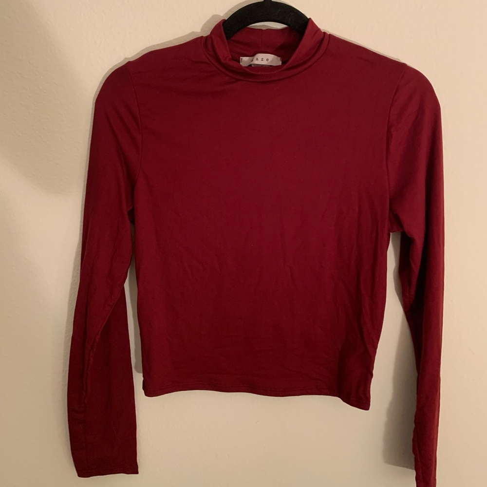 Long Sleeve Crop Top